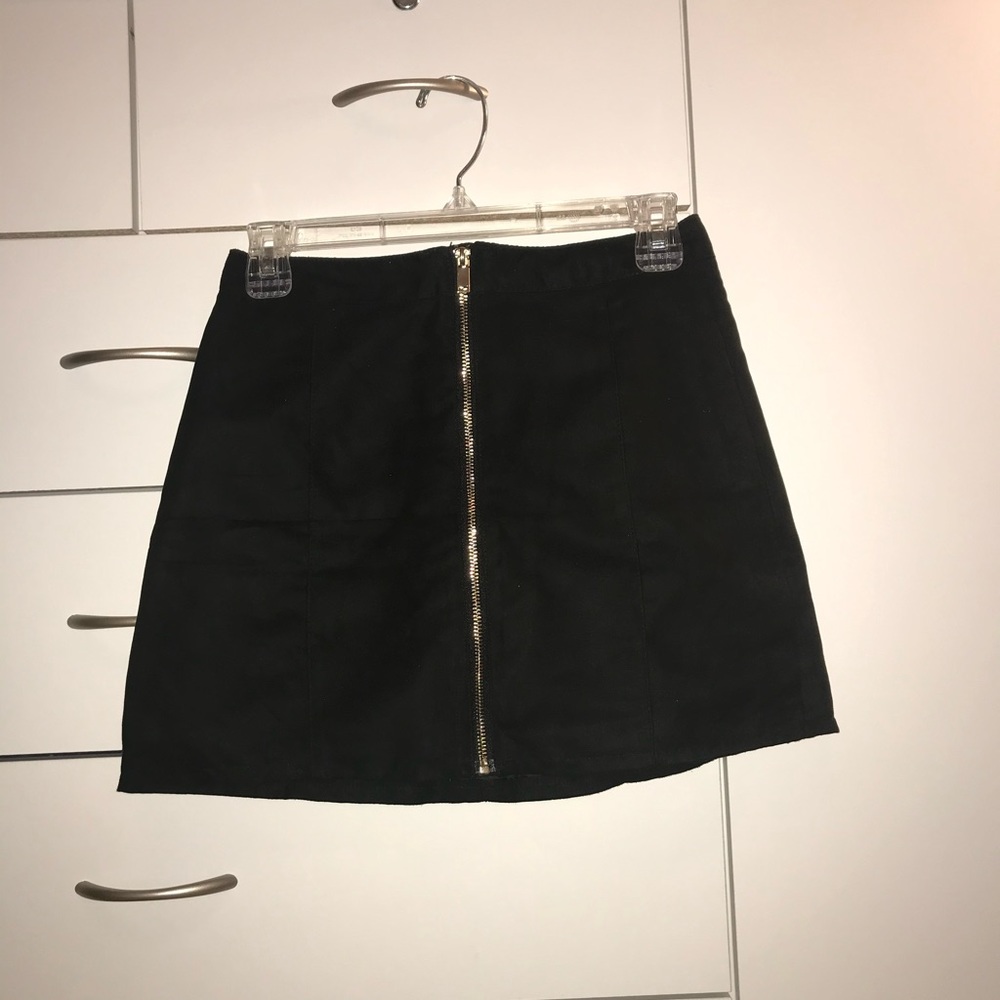 Black mini skirt